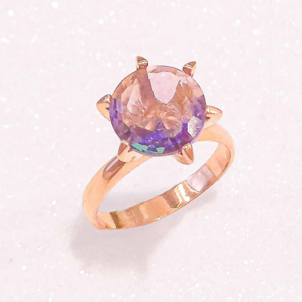 Anel Solitário Zircônia Roxo Grande Banho de Ouro