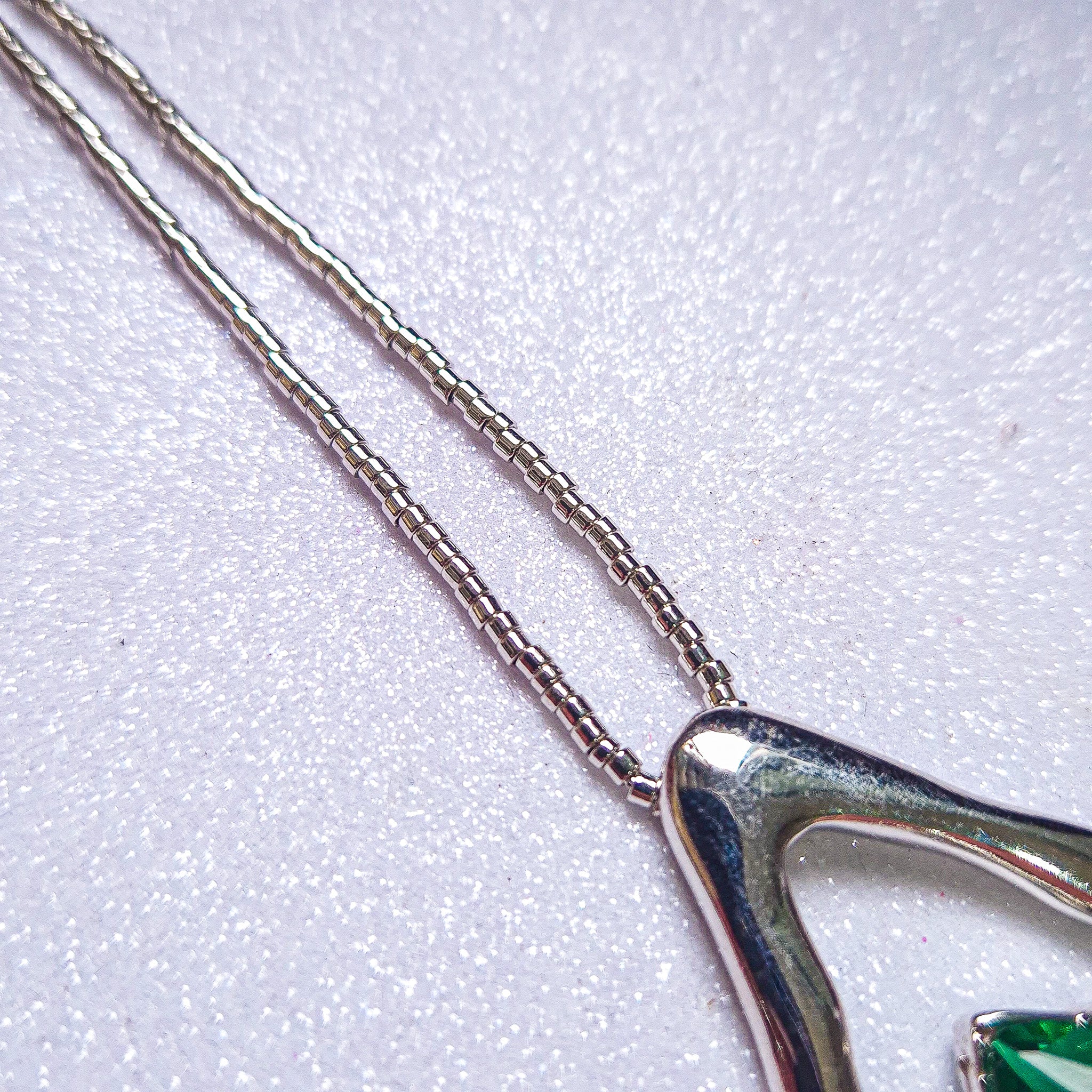 Colar Orgânico Gota Quartzo Banho de Ródio