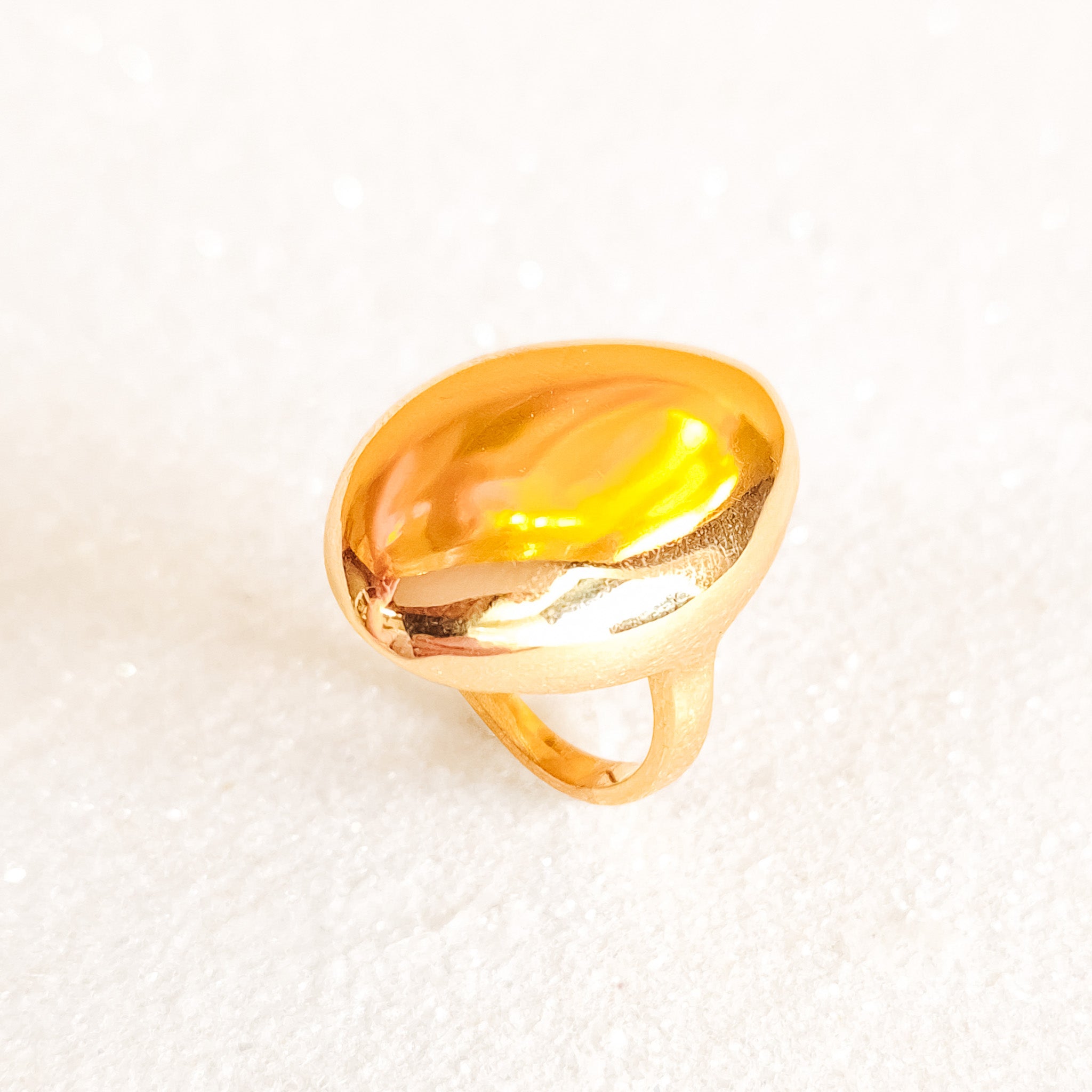 Anel de Dedinho Oval Banho de Ouro