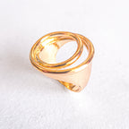 Anel Espiral Vazado Banho de Ouro