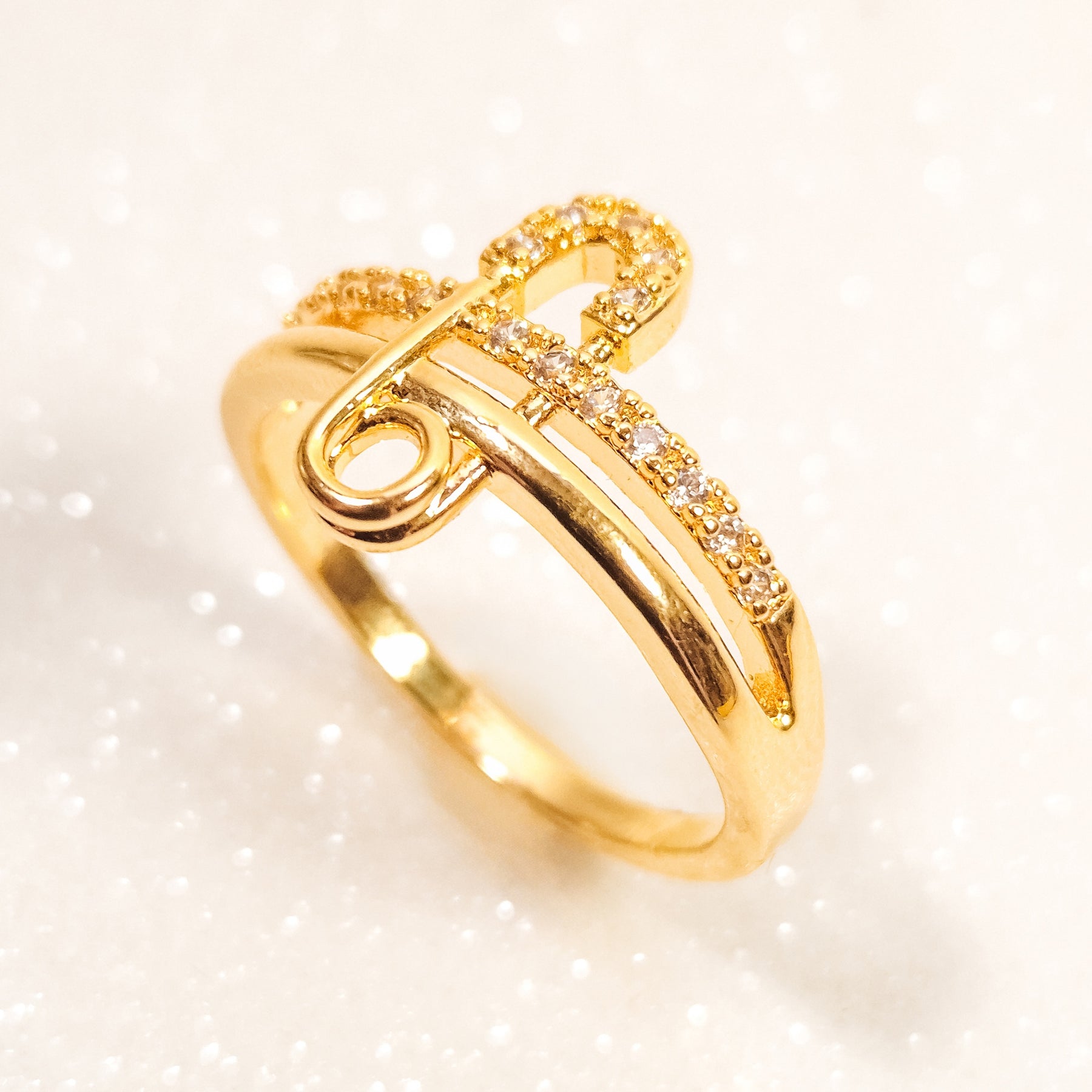 Anel Alfinetinho com Zircônias Banho de Ouro