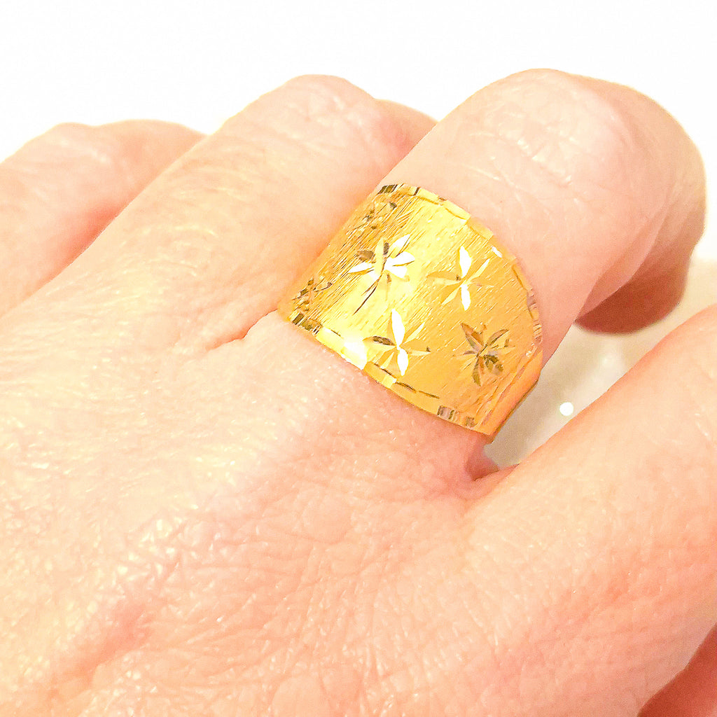 Anel Estrelinhas Banho de Ouro