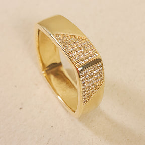 Anel Quadrado Com Zircônias Banho De Ouro