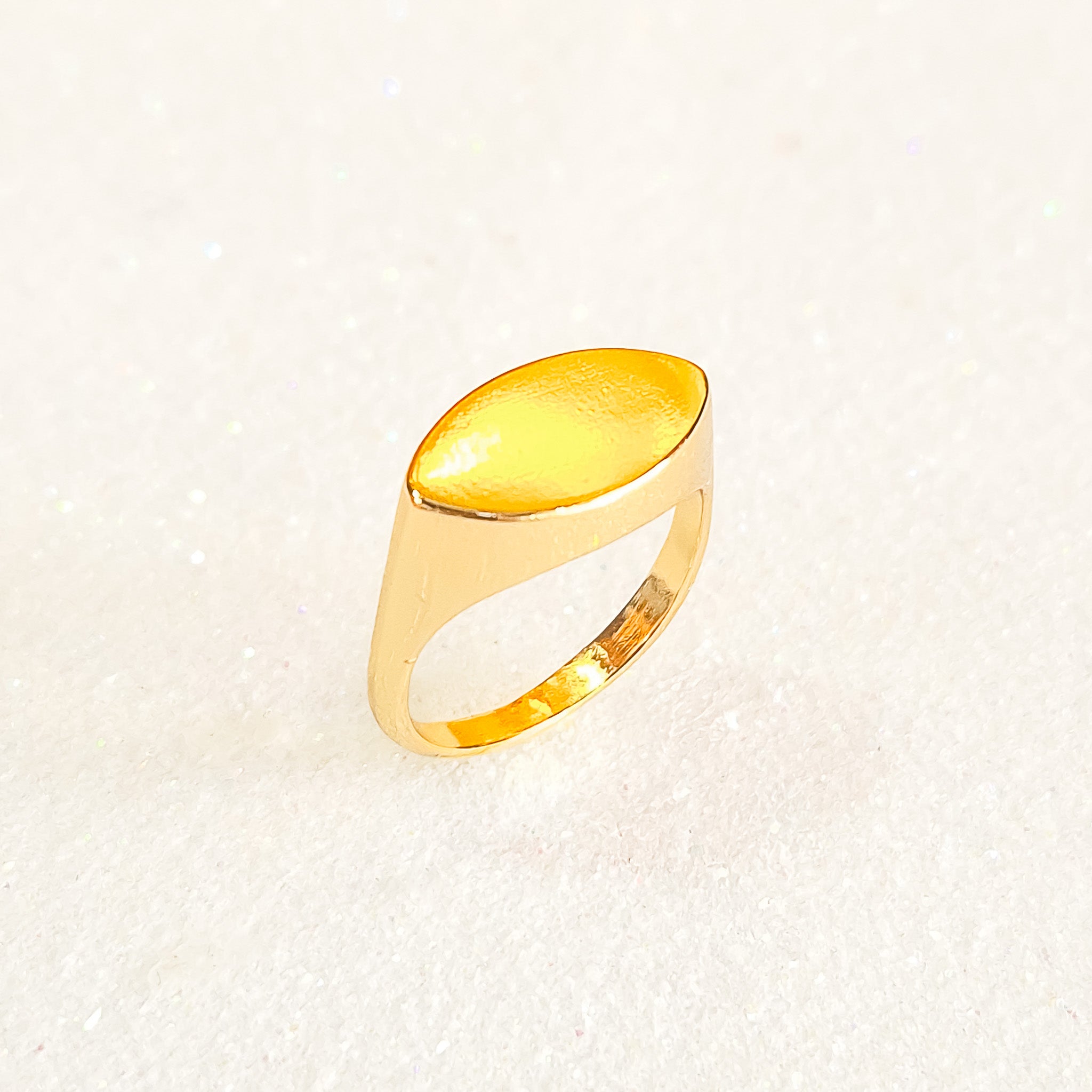 Anel Elipse de Dedinho Banho De Ouro