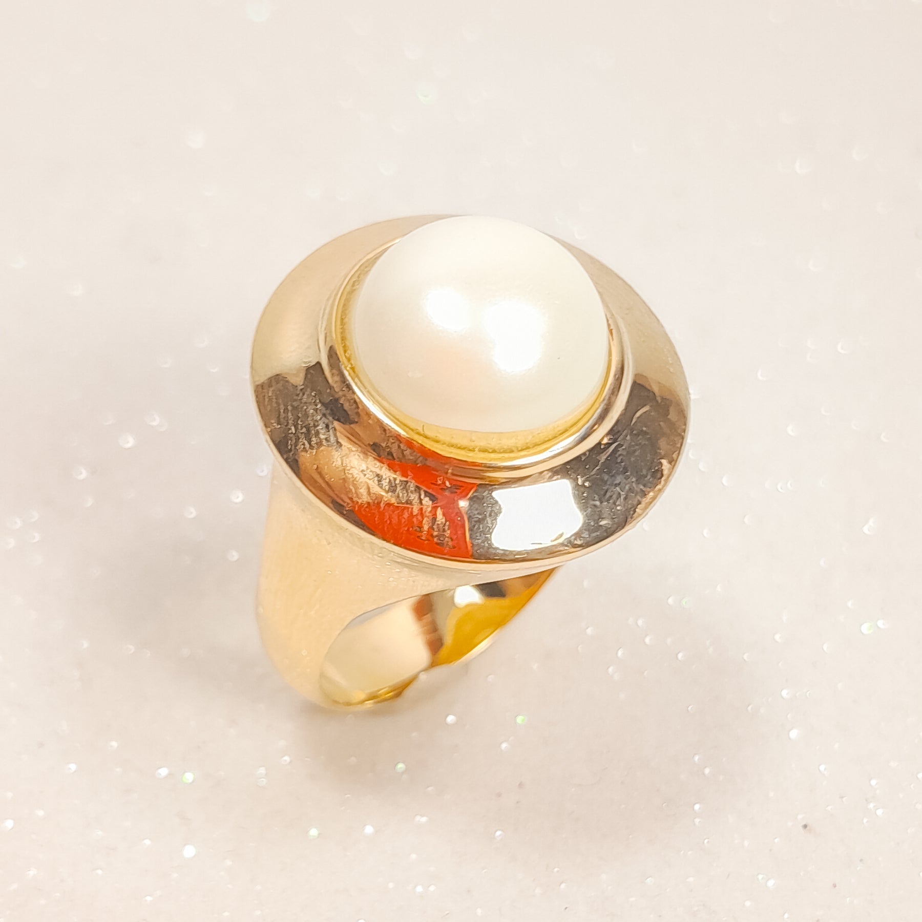 Anel Disco Pérola Shell Banho De Ouro
